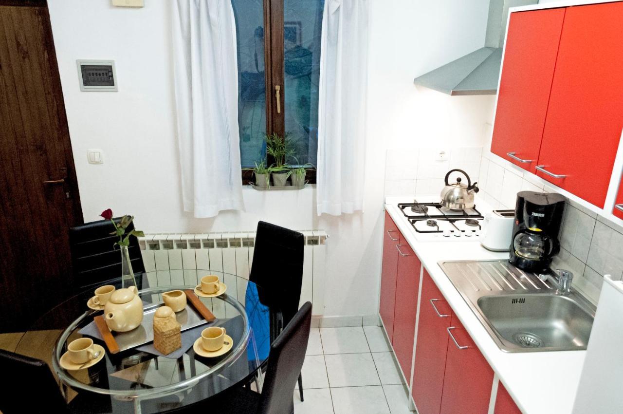 Apartment Rosa 1 Rovinj Buitenkant foto