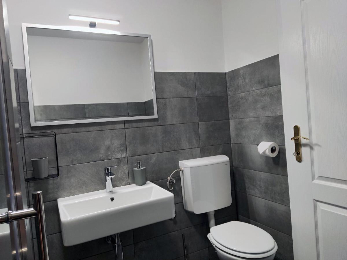Apartment Rosa 1 Rovinj Buitenkant foto
